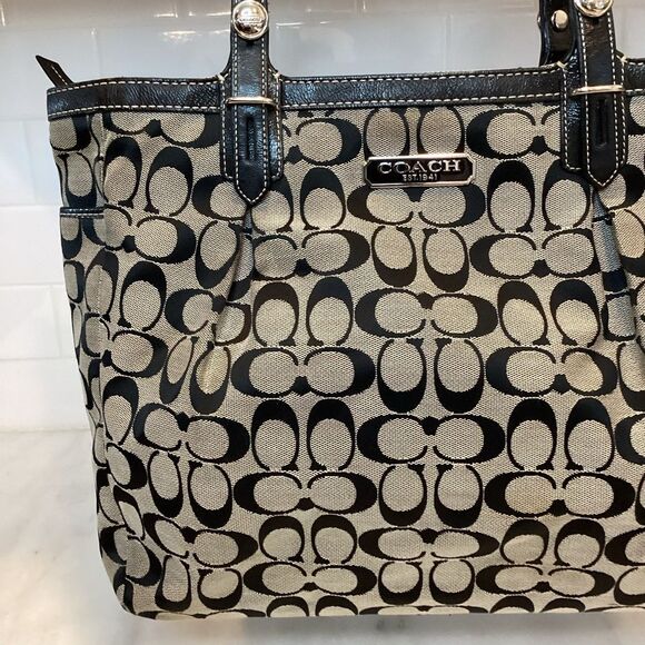 Coach Jacquard Signature Logo North South Large Gallery Tote - Picture 2 of 15